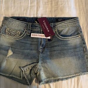 VIGOSS SHORTS NWT SIZE 12